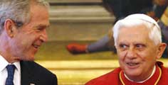 Paavst Benedictus XVI (paremal) ja Georg W Bush